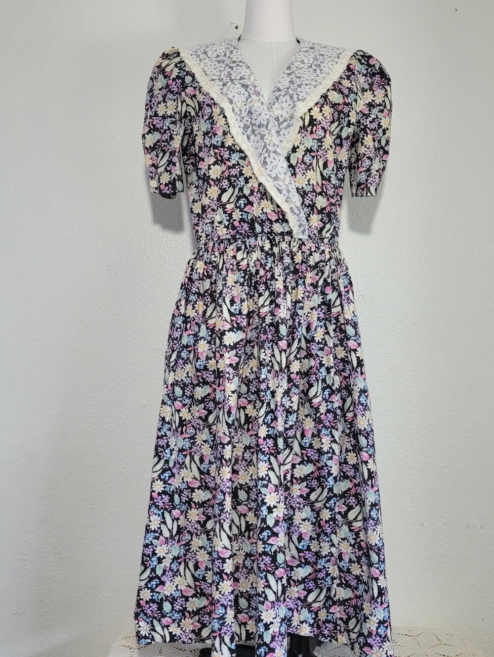 LORAC ORIGINAL Black Midi Dress with Pastel Floral Print and Lace Collar NO SIZE